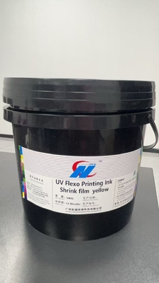 Shrink Film UV Resistant Ink Yellow Scratch Resistance Non Stick To Bottle Body